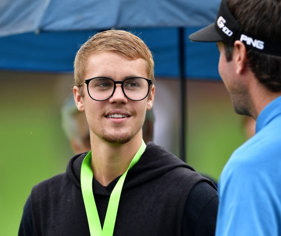 Ну такое: что Джастин Бибер подарил своему менеджеру на день рождения?