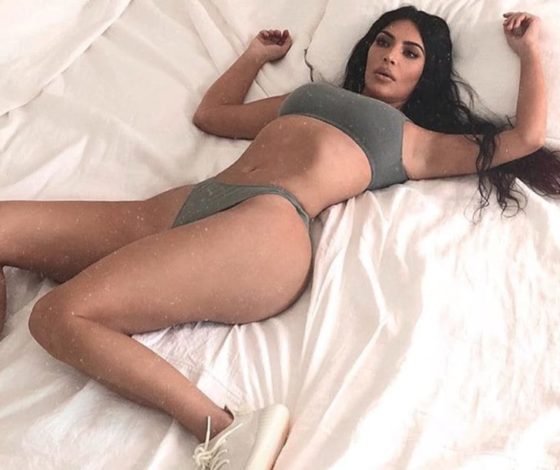 Ким Кардашьян выпустила тональный крем. Но не для лица!