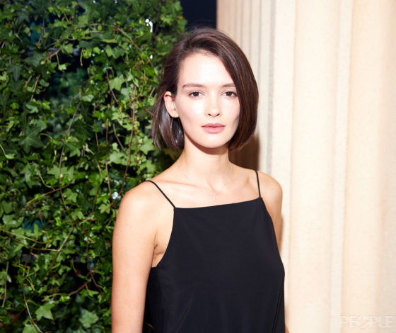 Раскрыли секрет: кто готовит Паулину Андрееву к красным дорожкам на «Кинотавре»