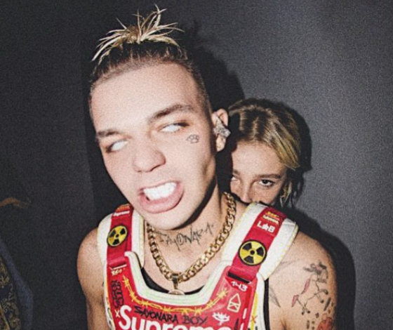 Вслед за Настей Ивлеевой: Элджей покрасил волосы в фиолетовый