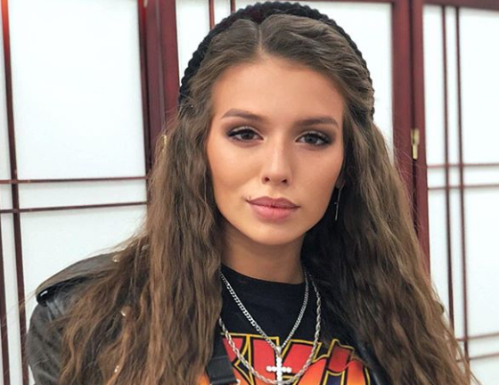 Эксклюзив PEOPLETALK: как Люся Чеботина сняла клип за 100 долларов в новом шоу VBATTLE?