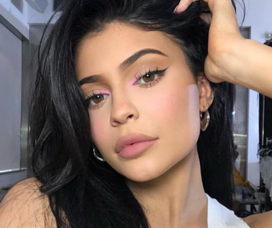 2014 Vs. 2019: как изменилась фигура Кайли за 5 лет?