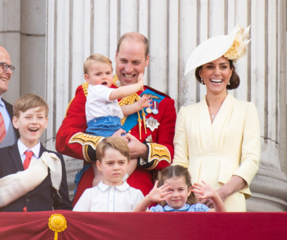 Кейт Миддлтон и принц Уильям поздравили подписчиков с Рождеством