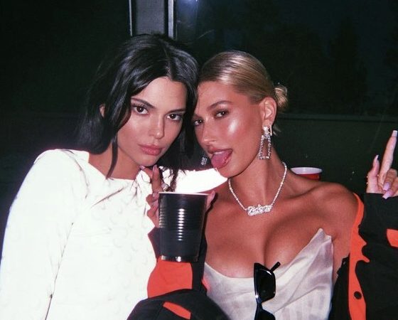 Как Хейли отбила Джастина у Селены? Спойлер: без Кендалл Дженнер и Джиджи Хадид не обошлось