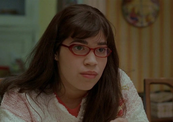 Как сейчас выглядит звезда сериала «Дурнушка»? Смотри фото!