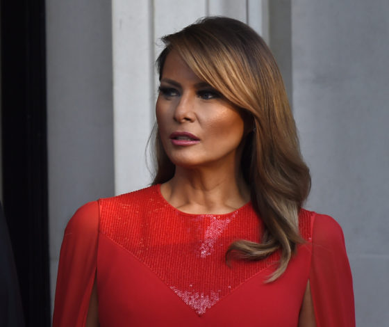 Меланию Трамп раскритиковали из-за поздравления сына с 15-летием