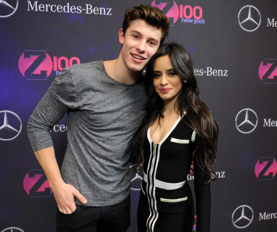 Все-таки вместе! Шон Мендес и Камила Кабелло гуляют за ручку