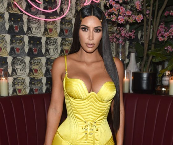 Тест: как хорошо ты знаешь гардероб Ким Кардашьян?