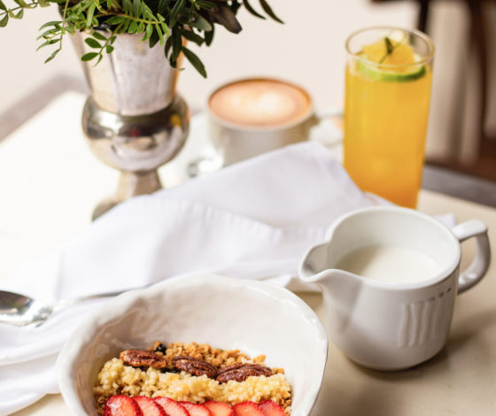 Ресторан Saxon + Parole: завтраки, как в Нью-Йорке. Только лучше