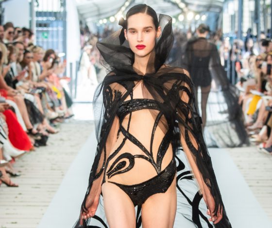 26 вечерних платьев на показе российского бренда Yanina Couture в Париже