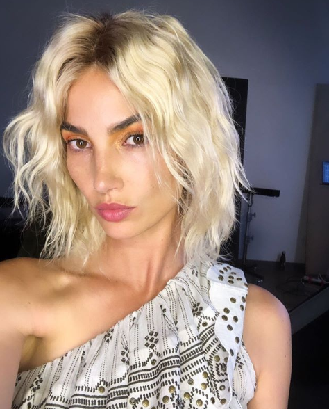 Лили Олдридж