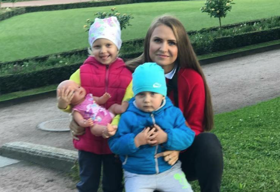 Евгения Тимарцева с детьми