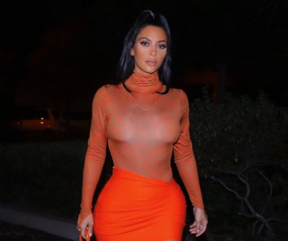 А наряды все короче! Новый выход Ким Кардашьян в Беверли-Хиллз