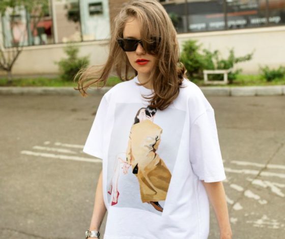 Как выглядят самые модные футболки этого лета?