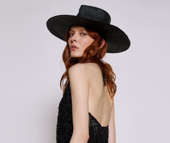 Как носить мини со шляпой? Учимся у Alexander Terekhov!