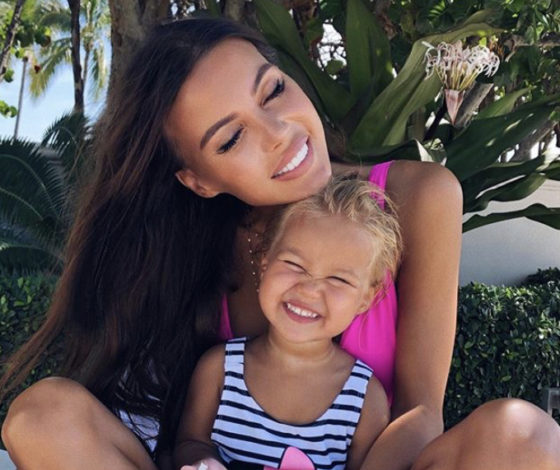 Это очень смешно! Оксана Самойлова выложила видео с дочкой