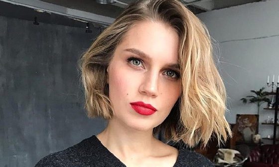 Звезда «Папиных дочек» Дарья Мельникова показала, как кормит сына грудью. Собрали всех звезд, кто делает так же!