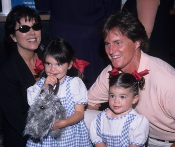 Неловко: отец Кендалл и Кайли Дженнер перепутал дочерей