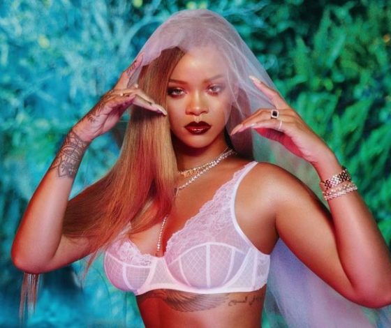 Поможет проснуться: очень сексуальная Рианна в новой рекламной кампании белья Fenty