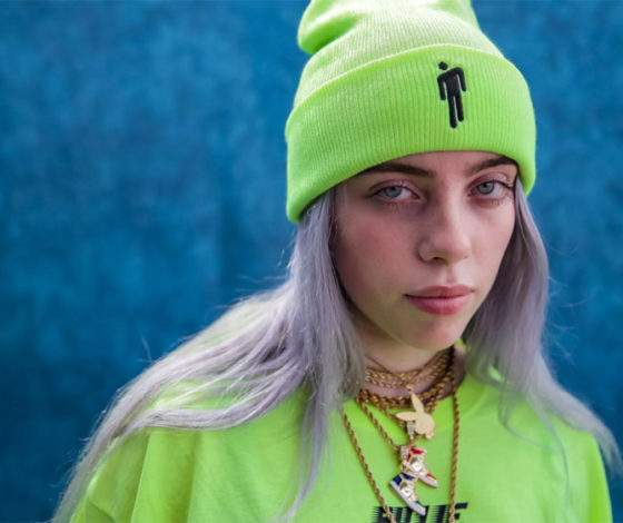 Такого ты точно не видел! Как выглядит Билли Айлиш в купальнике?