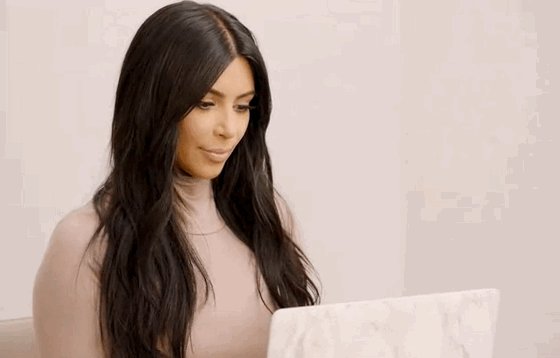 Этот блогер косит под Ким Кардашьян. Похожа?