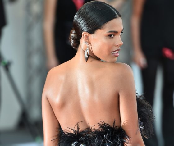 Тина Кунаки поделилась новым фото: собрали лучшие селфи звезды