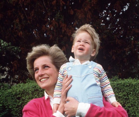 Фотографии членов британской королевской семьи в детстве