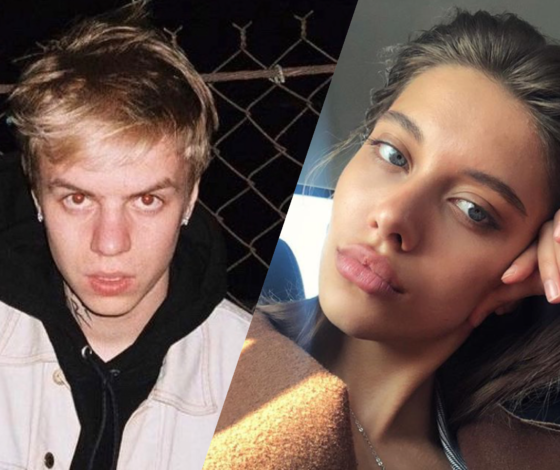 Какая фигура! Девушка Фараона (или все-таки нет?) позирует в купальнике