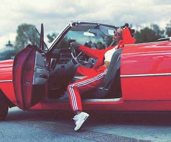 Лучшие образы певицы Zivert, которые ты должна повторить!