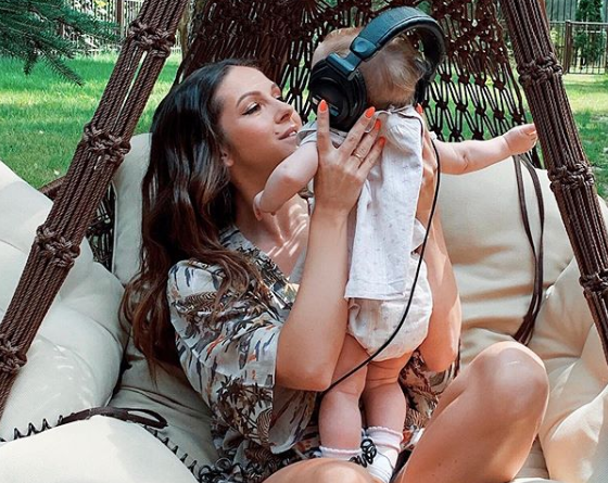 Нюша рассекретила имя дочери