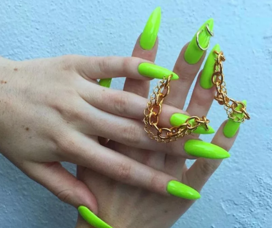 Ну такое: маникюр, который выглядит ну очень странно