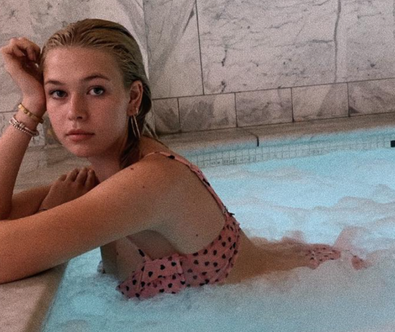 Из блондинки в брюнетку: дочь Веры Брежневой сменила имидж