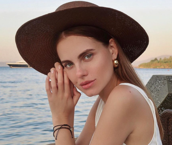 Какая невеста! Даша Клюкина показала свадебное платье