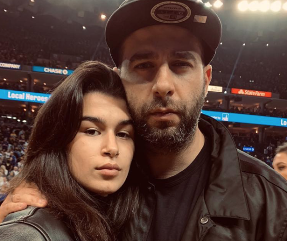 Вот это талия! Старшая дочь Ивана Урганта в облегающем платье