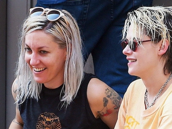 Вот это новости: Кристен Стюарт целуется с новой девушкой