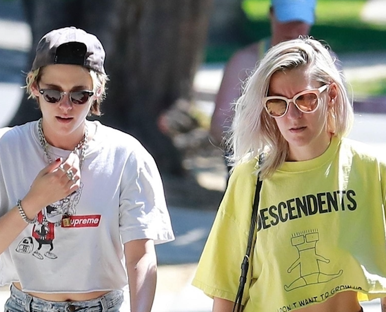 «Мы женимся»: Кристен Стюарт объявила о помолвке со своей девушкой