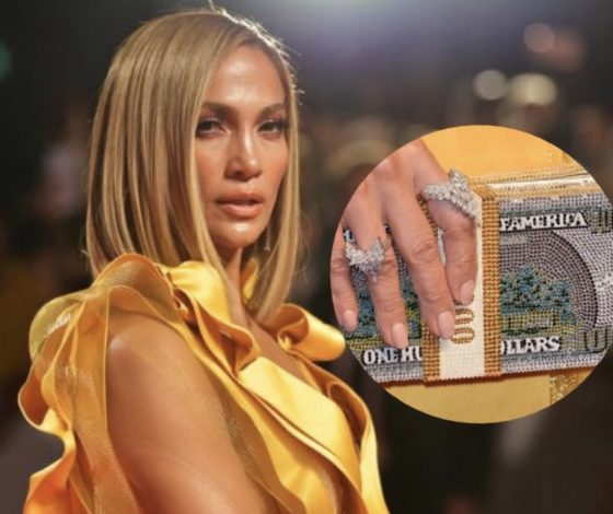 Мы оценили: Дженнифер Лопес с бриллиантовым клатчем на премьере. Сколько стоит такой?