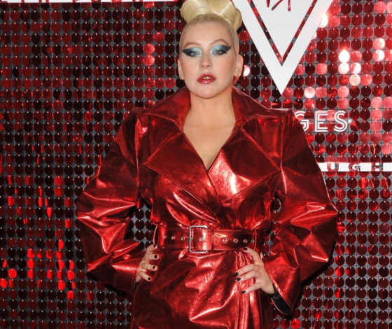 Треш дня: два новых выхода Кристины Агилеры