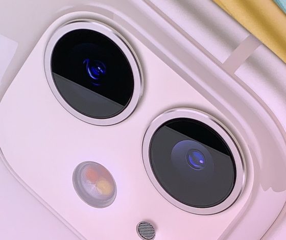 Это очень смешно! С чем в Сети сравнивают новый iPhone?