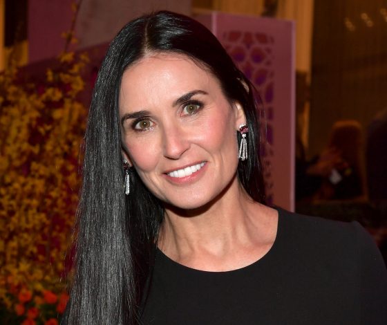 Жертва пластики: Деми Мур шокировала поклонников на показе Fendi