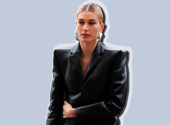 Как носить тотал-блэк этой осенью?