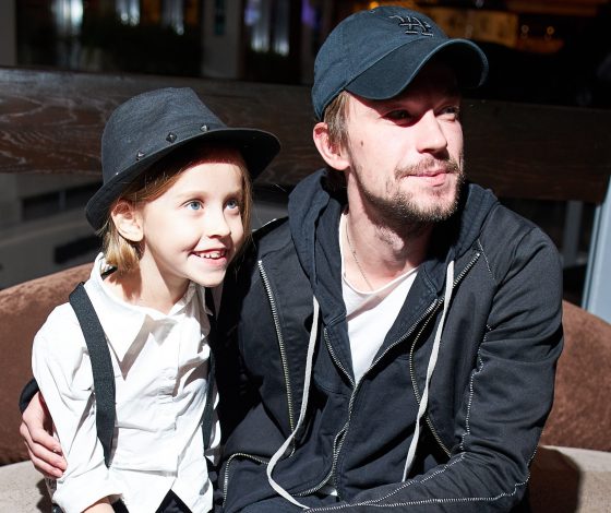 Александр Петров, Тимур Батрутдинов и Дарья Мороз на премьере сериала «Триада»