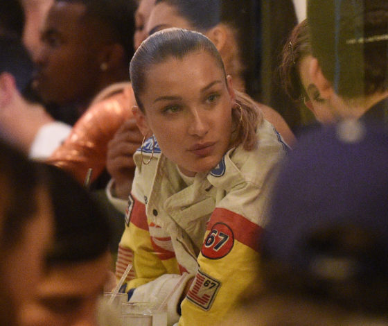 Очень стильно: сколько стоит куртка Беллы Хадид?