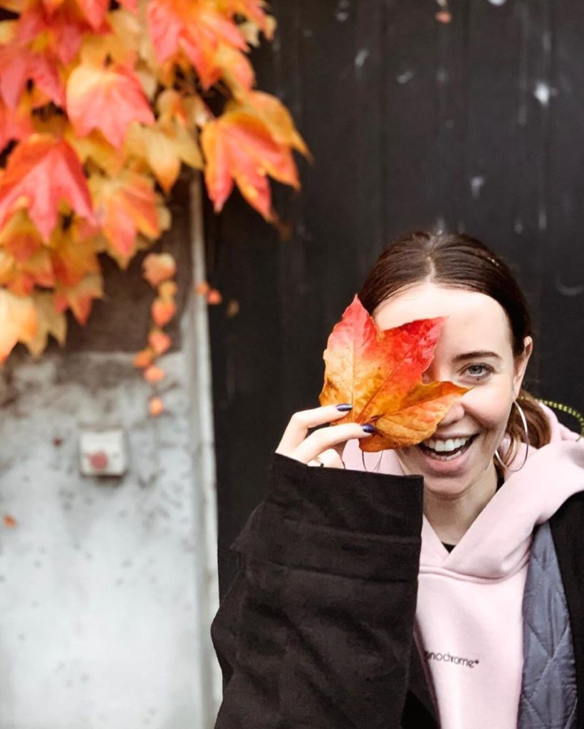 Надя Дорофеева пытается полюбить осень