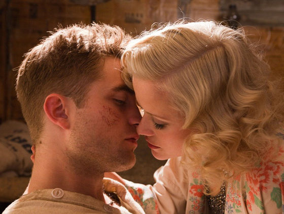 Неловко: худшие экранные любовники звезд