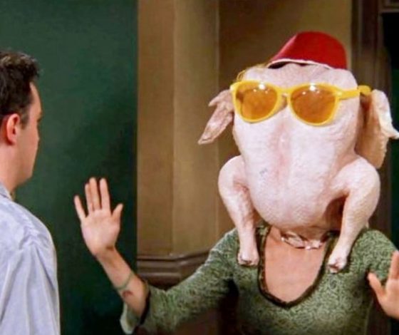 Сможет каждый! Как повторить самый смешной образ Моники из «Друзей»?