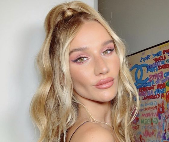 Если есть идеал, то это он! Эта девушка похожа сразу на Беллу Хадид и на Роузи Хантингтон-Уайтли