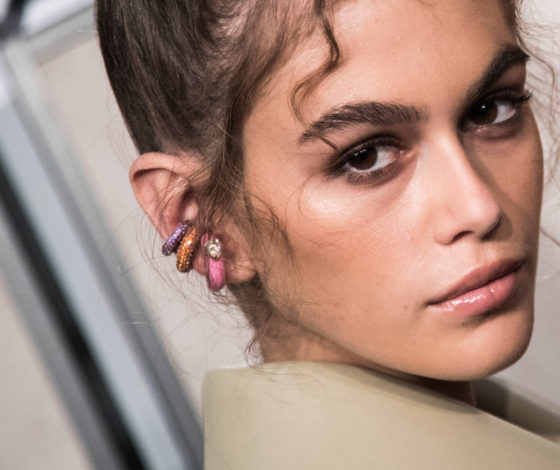 «Помогает мыслить ясно»: Кайя Гербер рассказала о любимом парфюме, которым пользуется с 12 лет