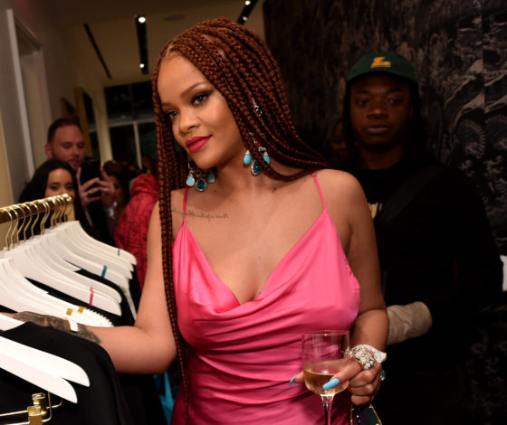 Почему все критикуют автора интервью Рианны для Vogue, и что об этом думает певица?