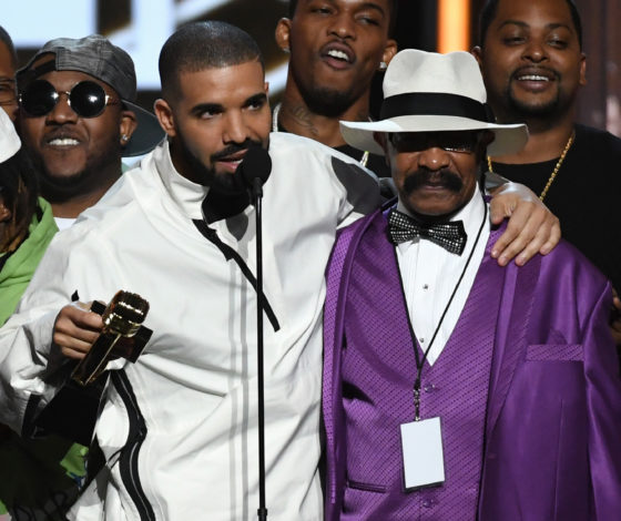 Дрейк ругается с отцом! В чем дело?